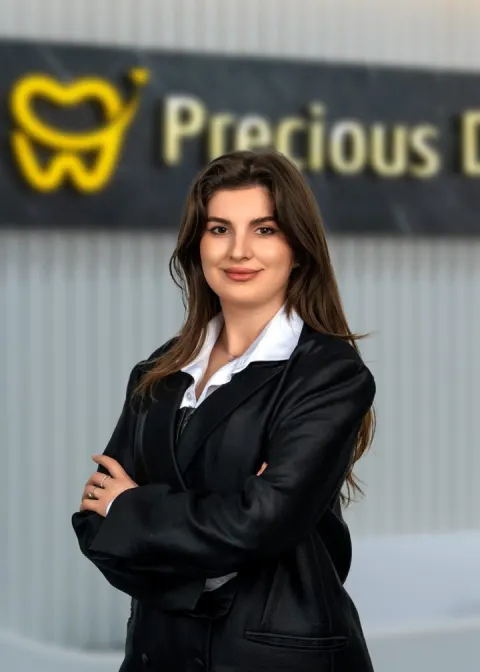 Zarina, Patient Coordinator